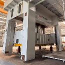 []大型精品液压机线：重庆江东产，，2100吨的有效台面2..